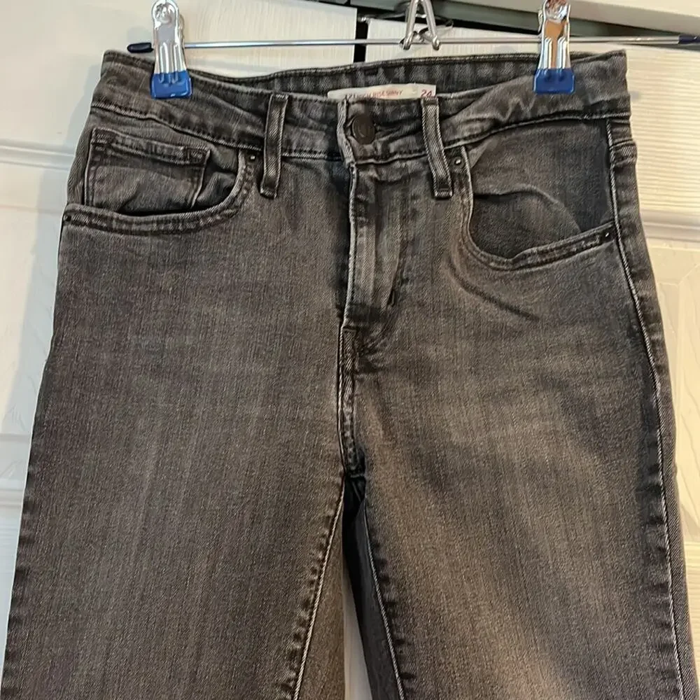 Levi’s 721 High Rise Skinny Jeans Gray 24